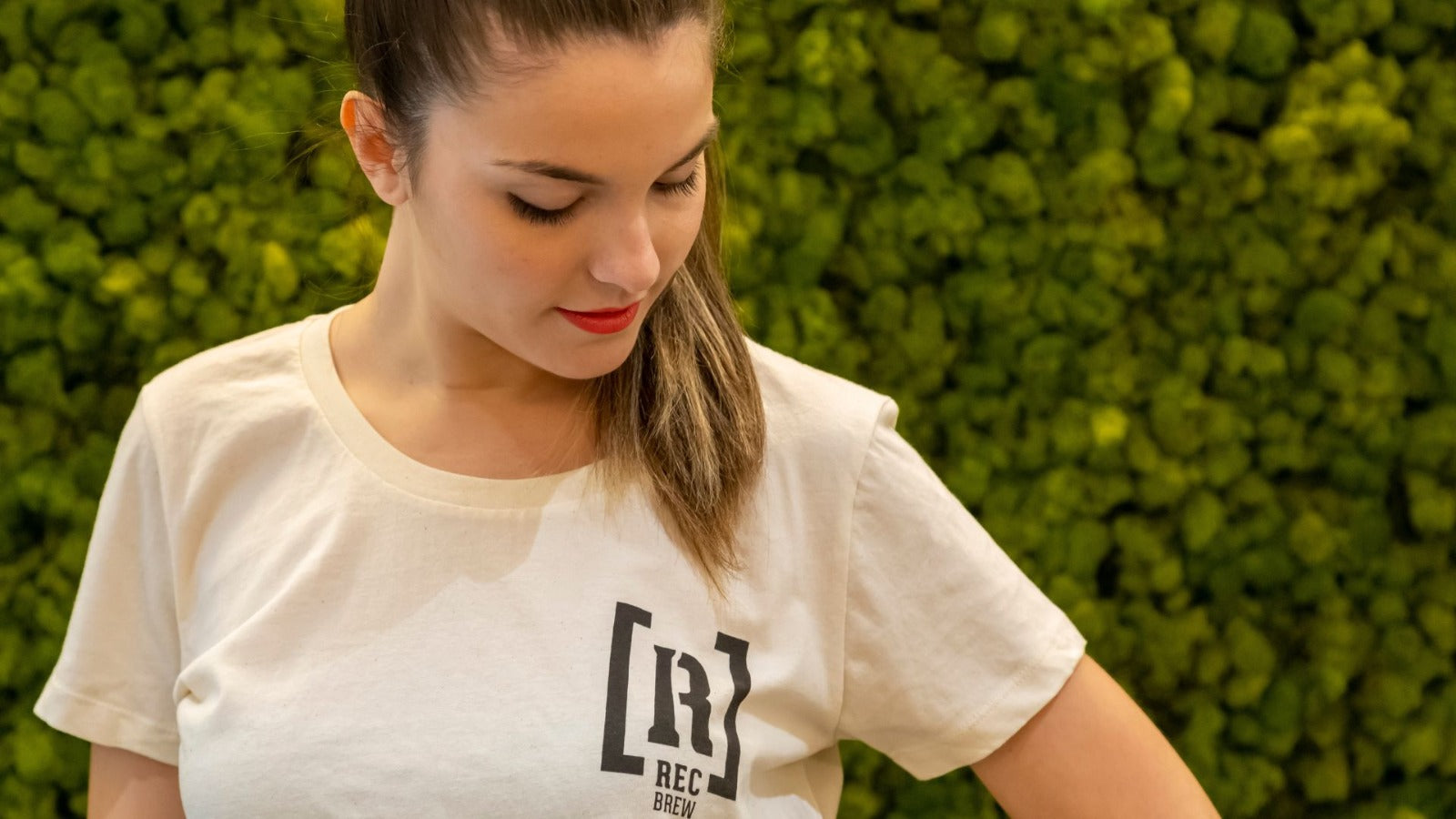 Camiseta chica "Drinking Class Heroes" - Rec Brew